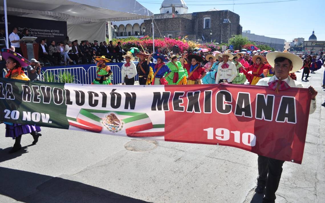 Celebran tradicional desfile del 20 de noviembre El Sol de Irapuato